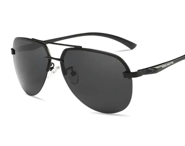 แว่นตากันแดด เลนส์ HD Polarized ตัดแสงสะท้อน